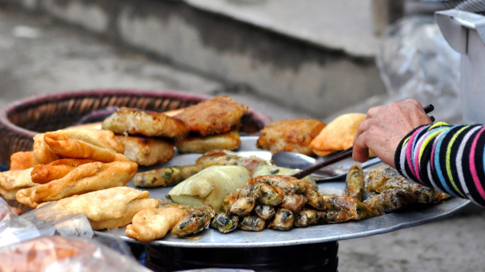 Majka i dvoje dece iz Nemačke preminuli od trovanja uličnom hranom u Istanbulu, uhapšene četiri osobe
