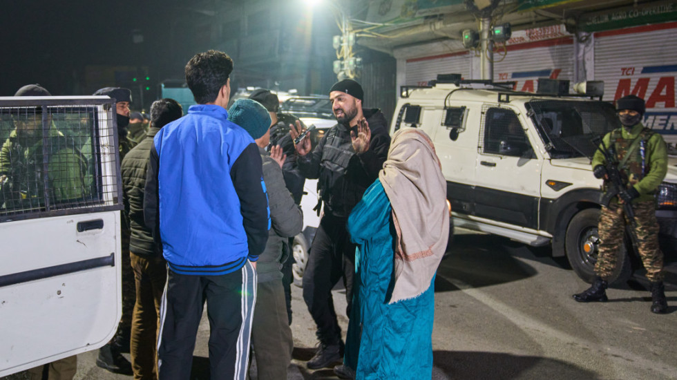 Devet osoba poginulo u eksploziji u policijskoj stanici u Indiji