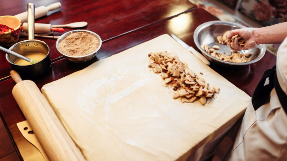 Trik da kore za pitu na razvlačenje ne pucaju