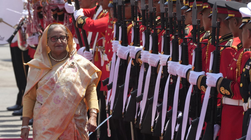 Smrtna kazna bivšoj premijerki Bangladeša zbog nasilnog suzbijanja protesta, ubijeno na stotine ljudi