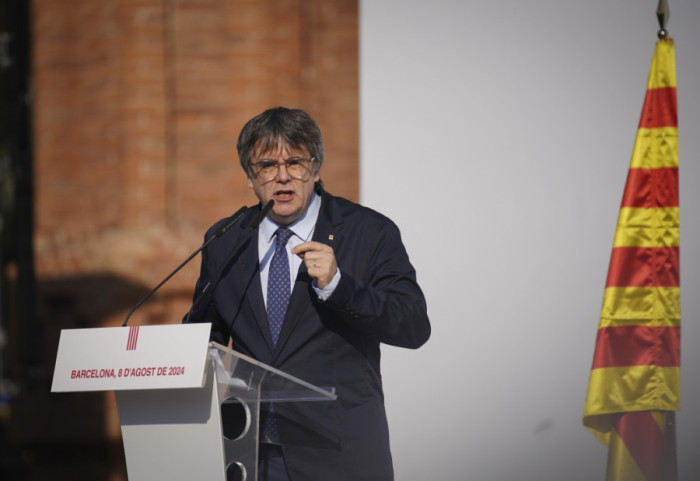 Bivši katalonski lider Pudždemon traži od Španije ukidanje poternice i povratak u zemlju