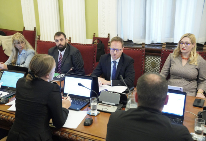 Organizacije za ljudska prava traže da se poništi dosadašnji postupak izbora poverenika za zaštitu ravnopravnosti