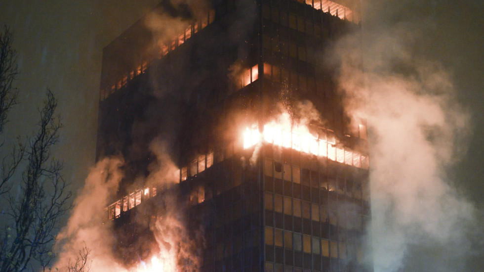 Dvojica mladića (18) osumnjičena za izazivanje požara u zgradi "Vjesnika", prisustvovali i maloletnici