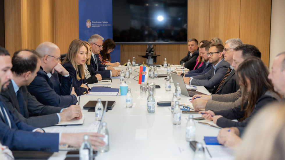 Macut i Đedović Handanović o NIS: Snabdevanje tržišta energentima i dalje stabilno