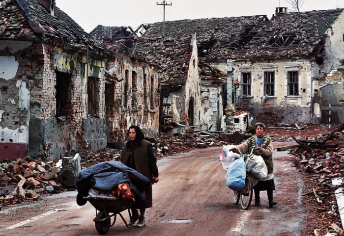 (FOTO) Na današnji dan 1991. godine završena tromesečna bitka za Vukovar u kojoj je poginulo oko 3.000 ljudi