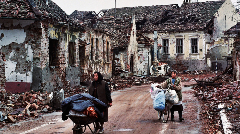 (FOTO) Na današnji dan 1991. godine završena tromesečna bitka za Vukovar u kojoj je poginulo oko 3.000 ljudi