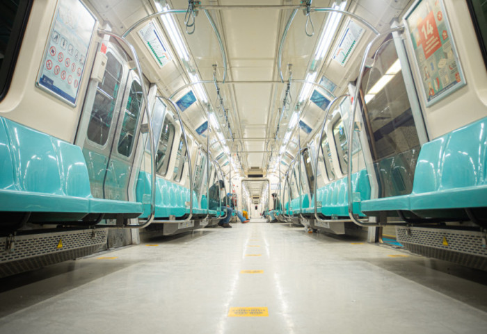 Muškarac zapalio putnicu (26) posle svađe u čikaškom metrou, zadobila opekotine po celom telu