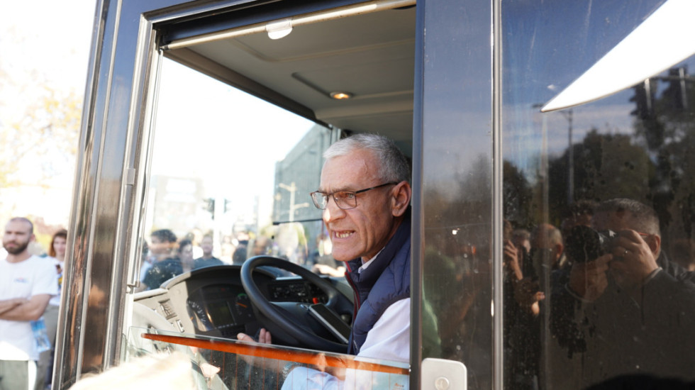 Prevoznik Milomir Jaćimović prekinuo štrajk glađu: "Ako se ne oglasi niko povodom mojih zahteva, u subotu idem kod Hrke"