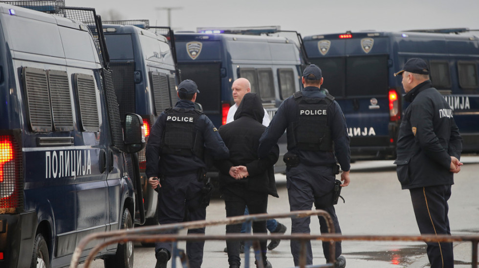 (FOTO) Suđenje za požar u Kočanima: Porodice traže pravdu, tužilac rekao - katastrofa izazvana ljudskom greškom