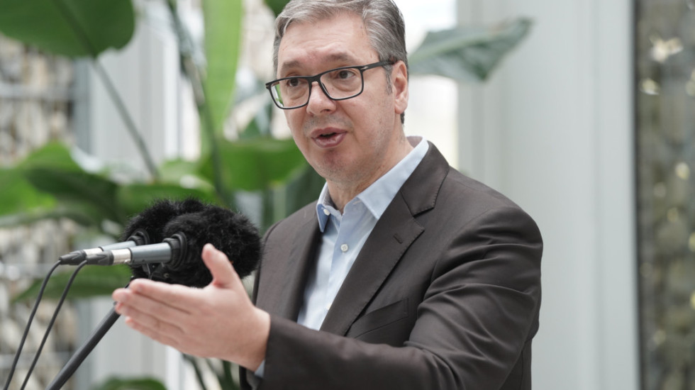 Vucic: Russians Are Negotiating with Three Partners on Selling Their Stake in NIS