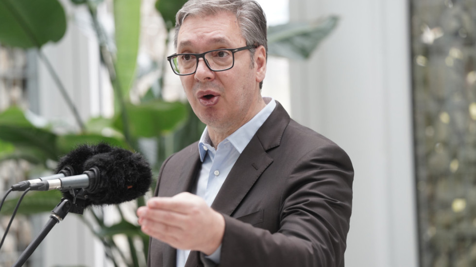 Vucic: Talks Underway with Several Companies on Taking Over Russian Ownership in NIS