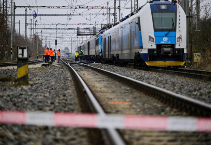 Sudar vozova u Češkoj, povređeno 45 putnika, petoro teže