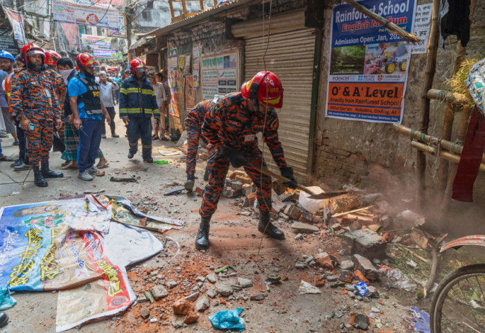 Najmanje tri osobe stradale u razornom zemljotresu koji je pogodio Bangladeš