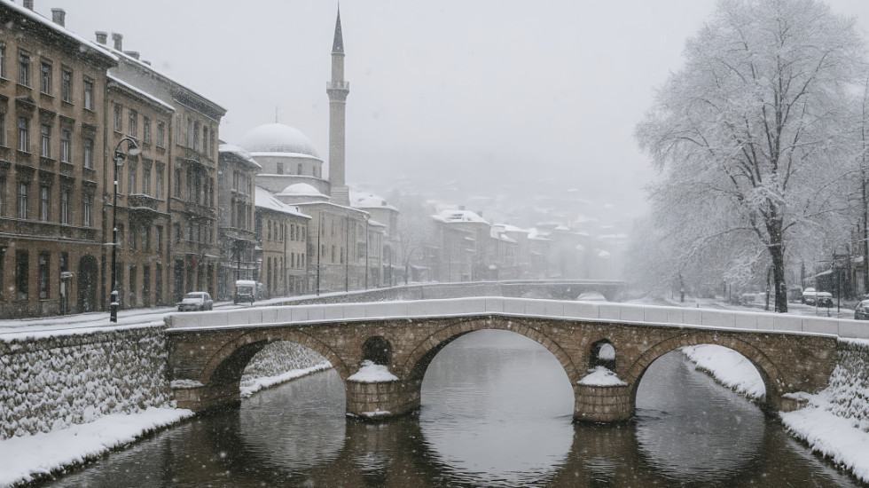 (FOTO) Sneg napadao u Sarajevu i Banjaluci: Obilne padavine izazvale probleme u saobraćaju