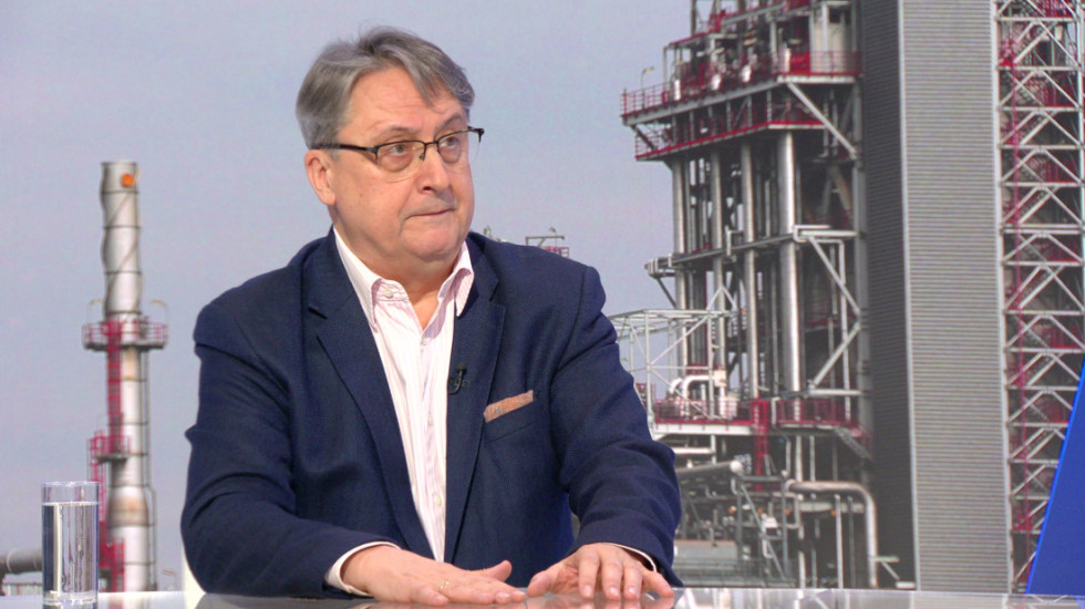 Ruski vlasnici NIS pregovaraju sa tri kompanije: "Više ne postoji najbolje rešenje, već ono što morate da uradite"