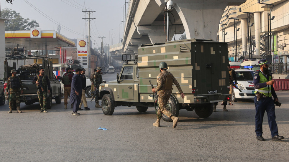 Pakistan privremeno obustavlja vojne operacije protiv Avganistana