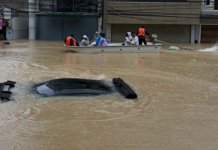 Tajland se suočava sa rekordnim poplavama, broj žrtava porastao na 33