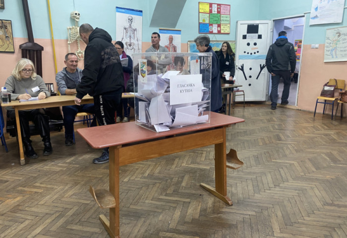 Glasanje na jednom biračkom mestu u Sečnju biće ponovljeno u sredu, 10. decembra