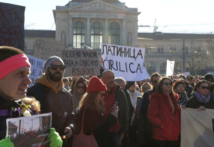 "Ujedinjeni protiv fašizma": Protestni marš građana u Hrvatskoj obeležili incidenti i hapšenje