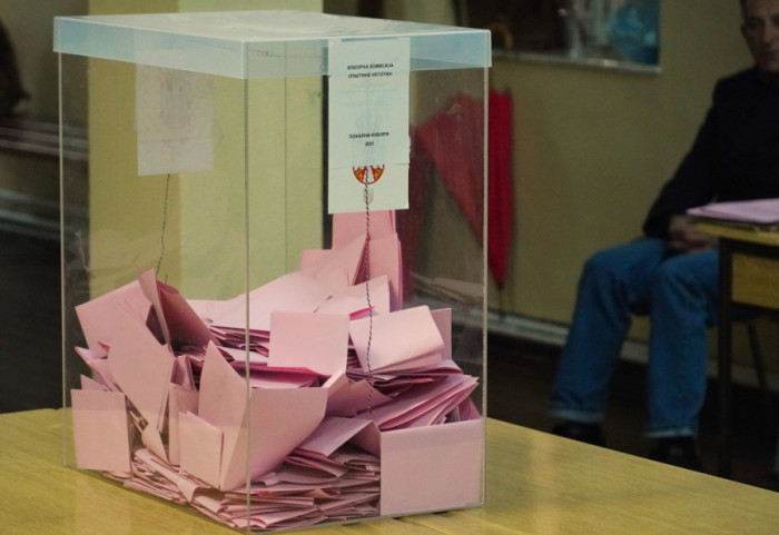 OIK objavila preliminarne rezultate izbora u Mionici: SNS osvojila 22, Ujedinjeni 16 mandata