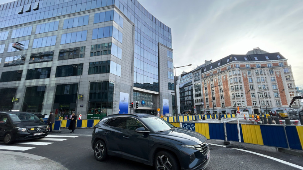 Tužilaštvo EU pustilo Mogerini i Sanina nakon ispitivanja, formalno su pod istragom zbog prevare