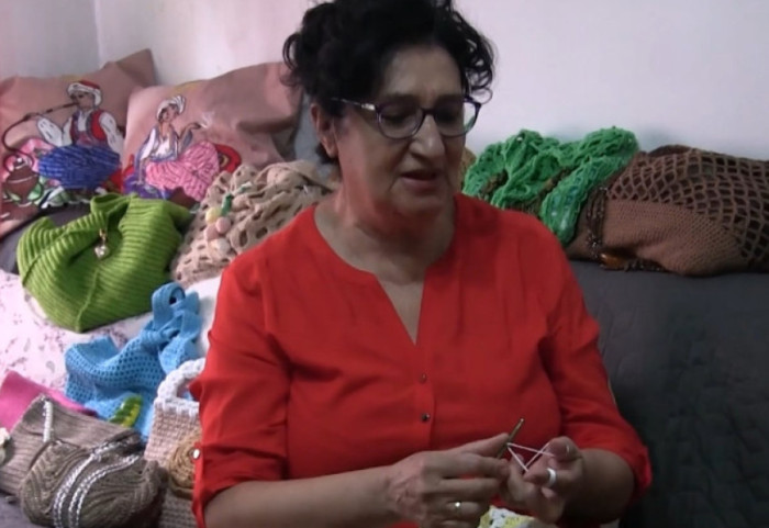 "Ručni rad nema cenu, svaka petlja ima svoju priču": Ljiljana hekla od 22. godine, najviše voli da izrađuje torbice