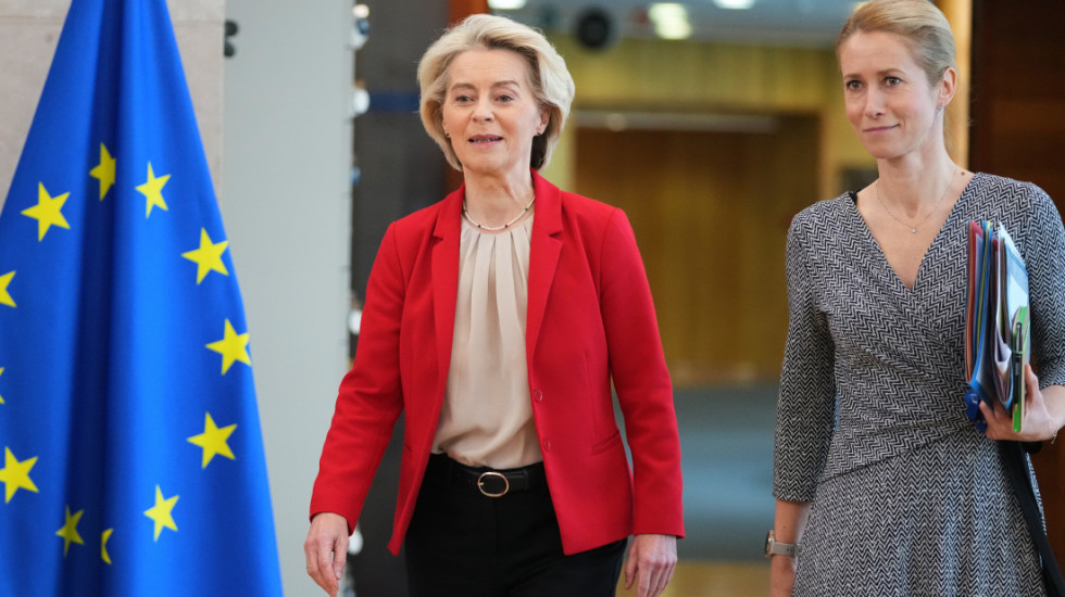 Politiko: Fon der Lajen i Kalas se distancirale od optužbi i istrage koja se vodi protiv Mogerini i Sanina