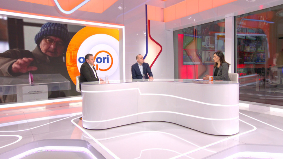 Izborna godina pred Srbijom: Vlast tvrdi da je stabilna, deo opozicije smatra da prelazna vlada više nije realna