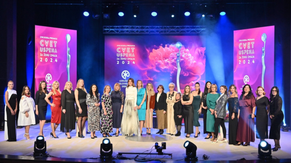 "Cvet uspeha za ženu zmaja": Svečana dodela priznanja Udruženja poslovnih žena Srbije u Madlenijanumu u 19.30 časova