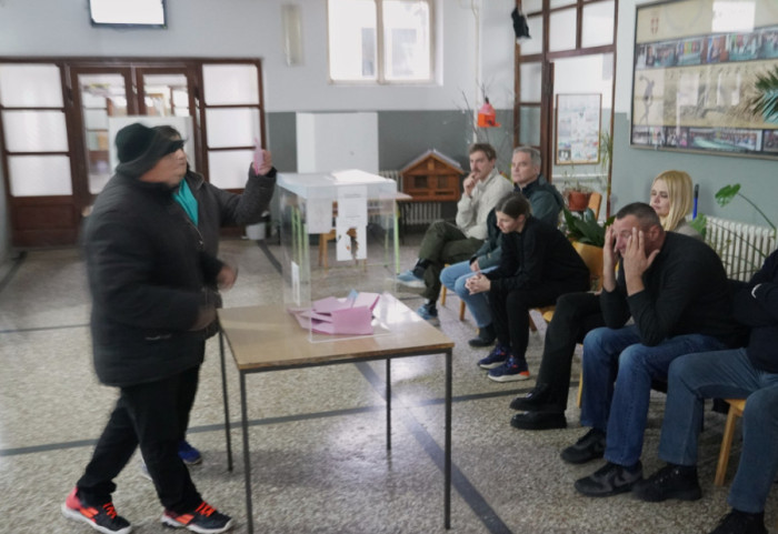 Lokalni izbori 2026: Proglašene izborne liste koalicije okupljene oko SNS u Knjaževcu i Sevojnu