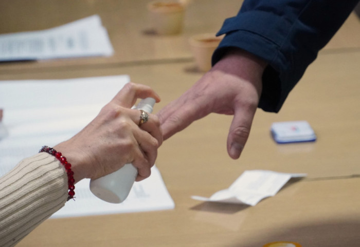 CIK: Uočene nepravilnosti, ponovo se broje glasovi u svim opštinama na Kosovu