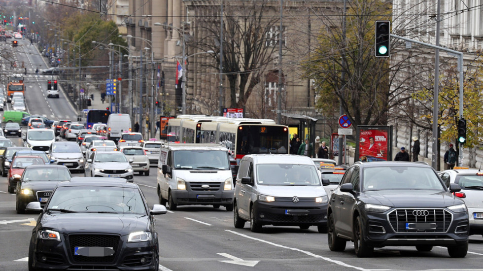 Vozni park u Srbiji sve brojniji: U prvih devet meseci 2025. prvi put registrovano 134.247 automobila