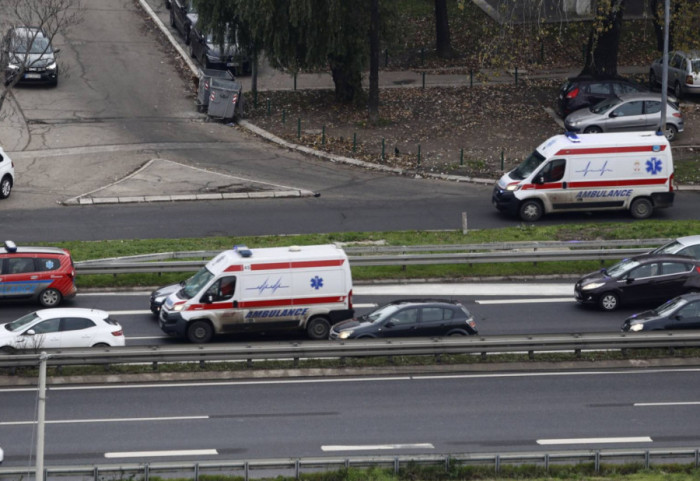 Tri osobe poginule u saobraćajnoj nesreći na auto-putu kod Hrtkovaca