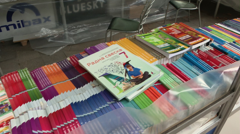 Šta donose izmene Zakona o udžbenicima: Država kao jedini izdavač, reakcije stručne javnosti podeljene