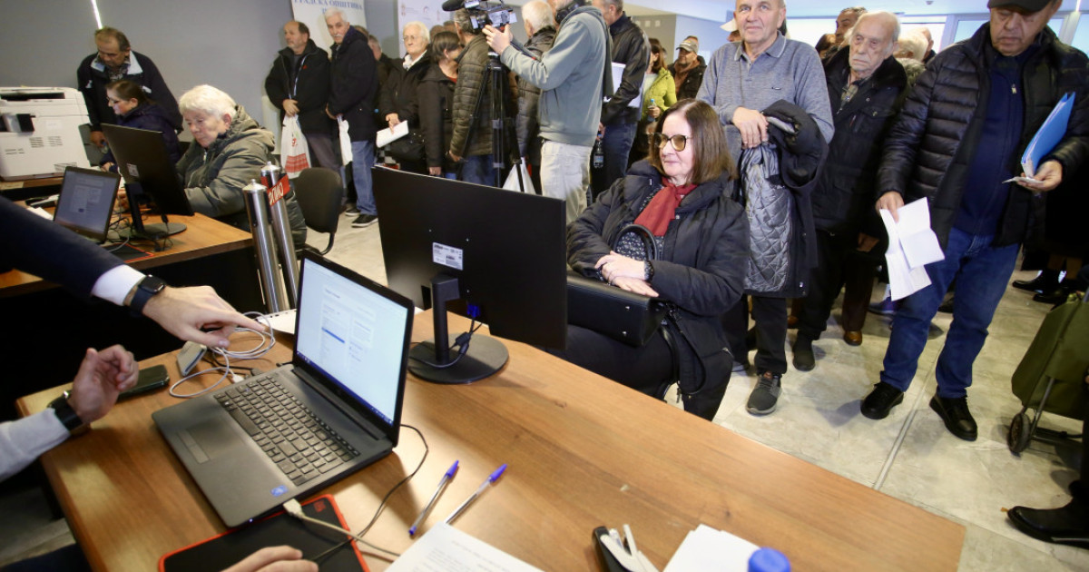 Za legalizaciju nelegalnih objekata stiglo milion prijava: "Promenite zakon da bi građani u februaru dobili rešenja"