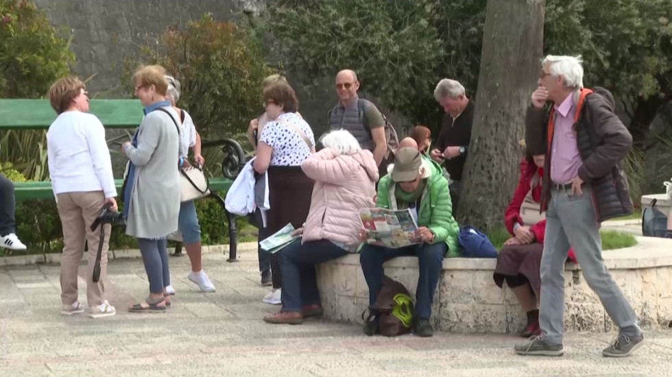 Stranci zabrinuti za svoj status u Crnoj Gori: Nove izmene zakona "teraju" ih iz zemlje, neki već i odlaze