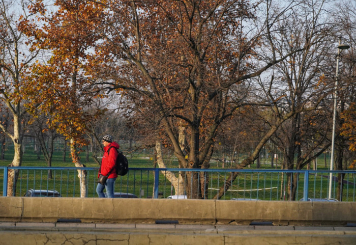 Ujutru maglovito i oblačno, tokom dana sunčano: Najviša temperatura do 16 stepeni