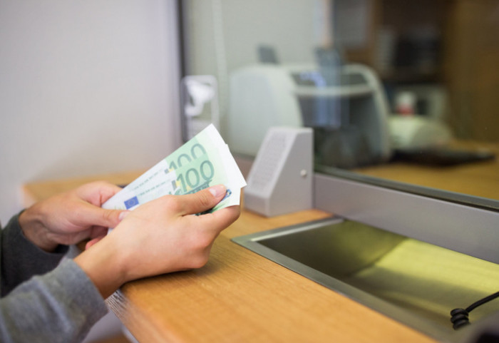 NBS produžila mere za dodatnu stabilnost menjačkog tržišta na još 30 dana