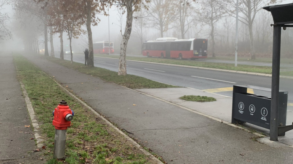 Maglovito, oblačno i tmurno, ponegde moguća kiša: Najviša temperatura do osam stepeni