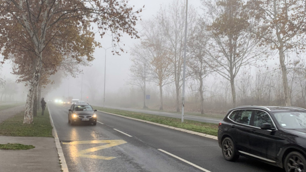 AMSS: Oprezno zbog magle, teretnjaci na Batrovcima na izlazu čekaju šest sati
