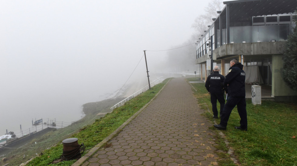 Određen pritvor od mesec dana osumnjičenom za krijumčarenje migranata kod Slavonskog Broda