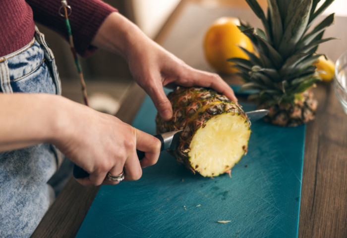 Daje energiju i svežinu, utiče na imunitet, sprečava starenje kože: Benefiti ananasa po zdravlje
