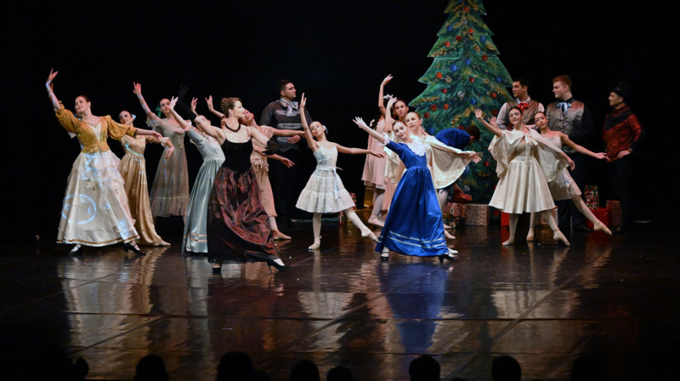 (FOTO) Praznično izvođenje baleta "Krcko Oraščić" u Madlenianumu