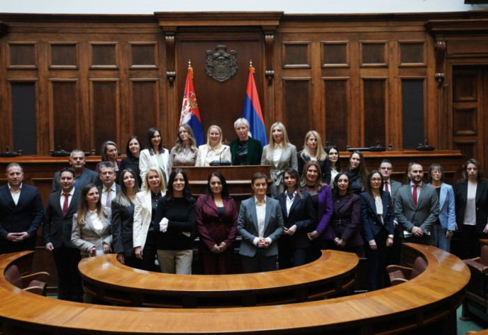 U Skupštini Srbije 27 novoizabranih sudija prekršajnih sudova položilo zakletvu