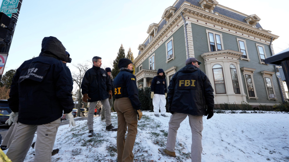 Policija obnovila poternicu za napadačem na Univerzitetu Braun, nakon što je oslobodila jednog osumnjičenog