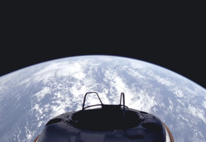 Starlink sada ima deset hiljada satelita u orbiti oko Zemlje