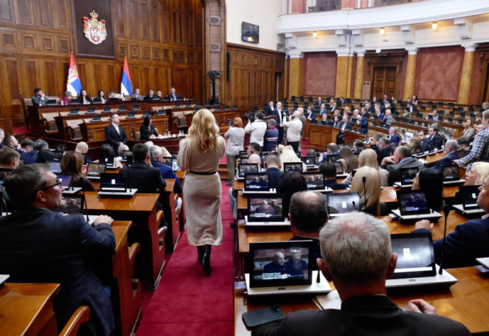 Skupština Srbije nastavila rad, poslanici glasaju o sudijama