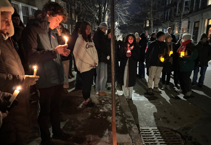 (FOTO) Ubijen profesor (47) iz Masačusetsa u svom domu, policija pokrenula istragu