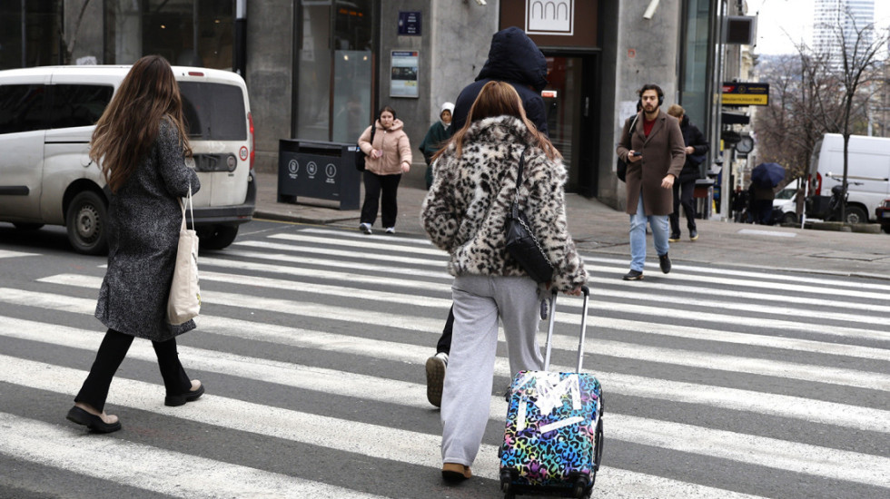 Ujutru mraz, tokom dana oblačno uz slabe padavine: Temperatura do osam stepeni