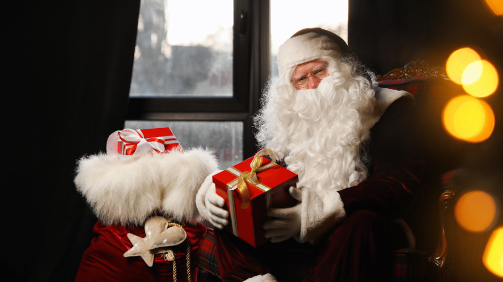 Božić Bata, Sveti Nikola ili neko treći: Kako je nastala legenda o Deda Mrazu?